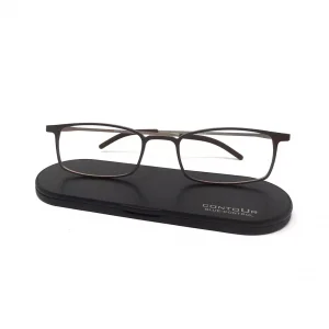 Reading glasses model Zinc in bronze color on its ultra-thin aluminum case. Contour